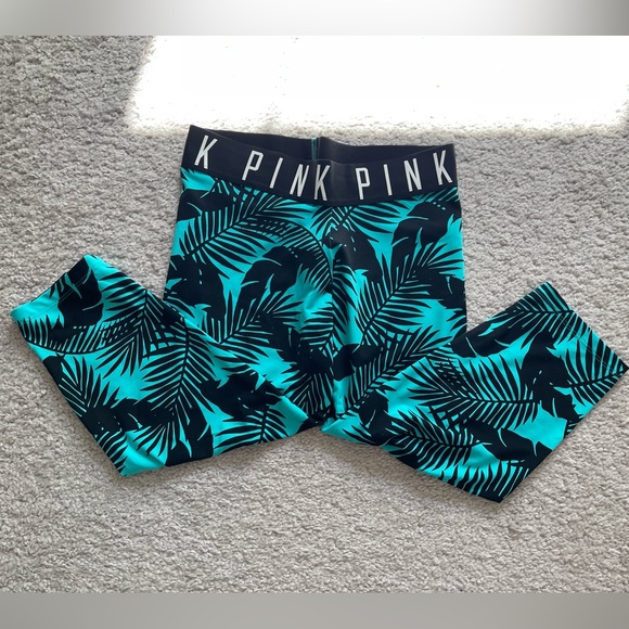 Victoria's Secret Pink Ultimate Extreme Crop athletic workout pants. Size Small - Picture 6 of 9